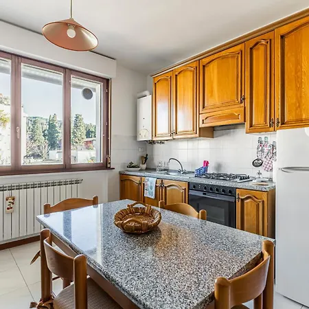 Comfortable With Parking & Terrace Perugia