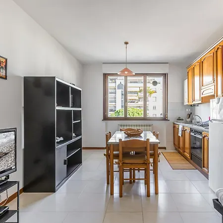 Comfortable With Parking & Terrace