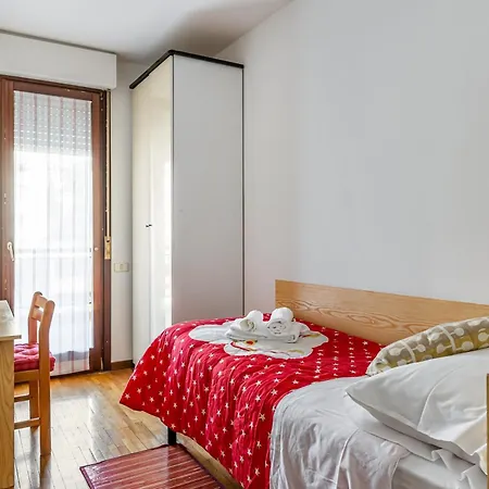 Daire Comfortable With Parking & Terrace Perugia